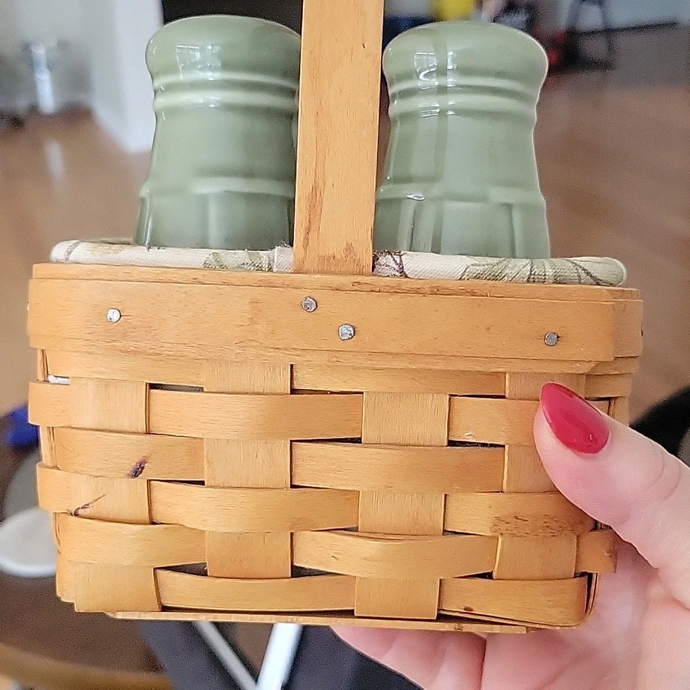 Longaberger Vintage Salt and Pepper Shakers in Handwoven lined Basket